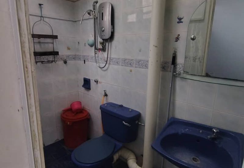 Pangsapuri Halaman Teratai, Lebuh Nipah 2 