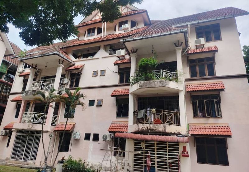 Pangsapuri Halaman Teratai, Lebuh Nipah 2 