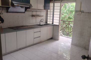 Pangsapuri Halaman Teratai, Lebuh Nipah 2 