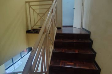 Pangsapuri Halaman Teratai, Lebuh Nipah 2 