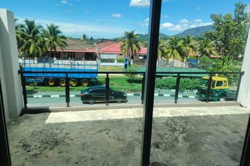 TAMAN RASA SAYANG , BEDONG