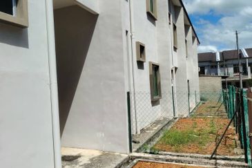 TAMAN RASA SAYANG , BEDONG