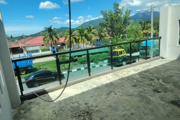 TAMAN RASA SAYANG , BEDONG