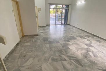 Bandar Laguna Merbok