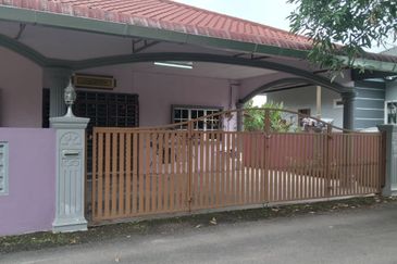 Tanah lot berserta rumah – Tasek Gelugor (SPU) 