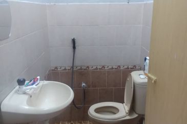 Tanah lot berserta rumah – Tasek Gelugor (SPU) 