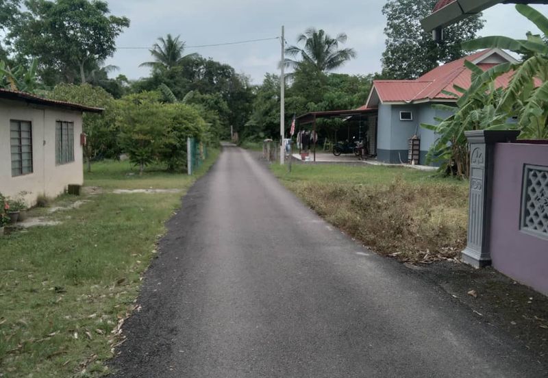 Tanah lot berserta rumah – Tasek Gelugor (SPU) 