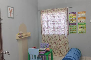 Tanah lot berserta rumah – Tasek Gelugor (SPU) 