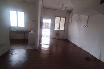 Bertam Perdana (Hulubalang), Kepala Batas