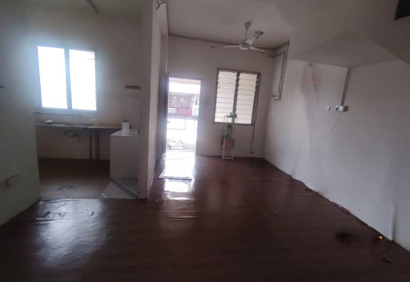 Bertam Perdana (Hulubalang), Kepala Batas