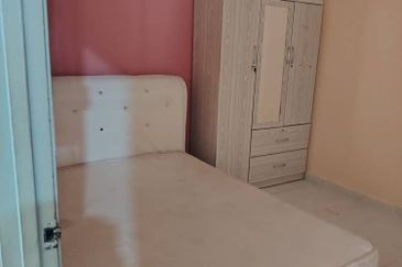 TAMAN SERI MARINA FASA 1 TERES SETINGKAT UNTUK DIJUAL