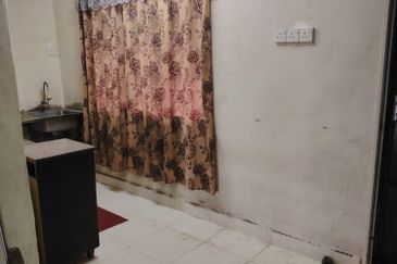 TAMAN SERI MARINA FASA 1 TERES SETINGKAT UNTUK DIJUAL