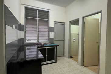 BANDAR AMANJAYA (ZON ANGGERIK)