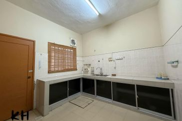 Jalan Dato Yusof Shahbudin 2 