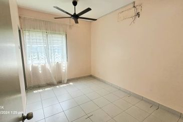 Pangsapuri Akasia, Bandar Botanic