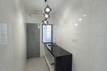 Pangsapuri Akasia, Bandar Botanic