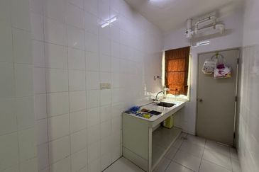 Pangsapuri Akasia, Bandar Botanic