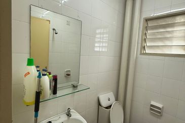 Pangsapuri Akasia, Bandar Botanic