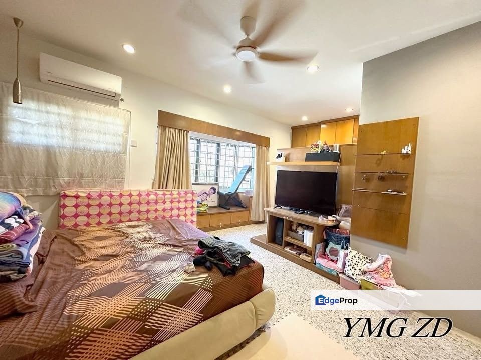 Facing Open Double Storey Taman Bayu Perdana Klang Fully Renovated Good Condition For Sale  , Selangor, Klang