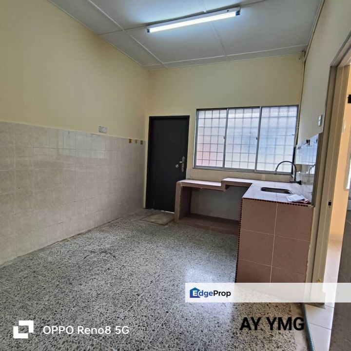  Single Storey Tmn Sentosa Klang Basic Unit Good Conditio For Sale , Selangor, Klang