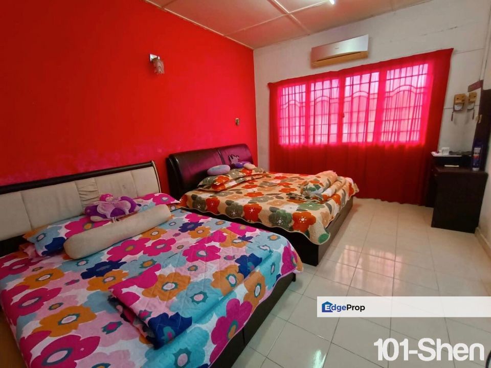 Double Storey Taman Sentosa Klang Basic Unit Good Condition Car Porch Fully Tiles & Awning Table Top For Sale , Selangor, Klang