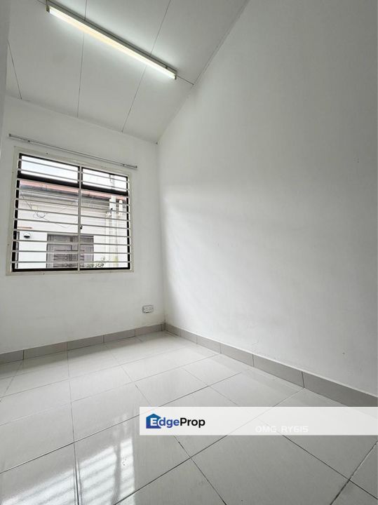 Below Bank Value !!!! Single Storey Bandar Putera 2 Klang (kristal 2) Basic Unit For Sale  , Selangor, Klang