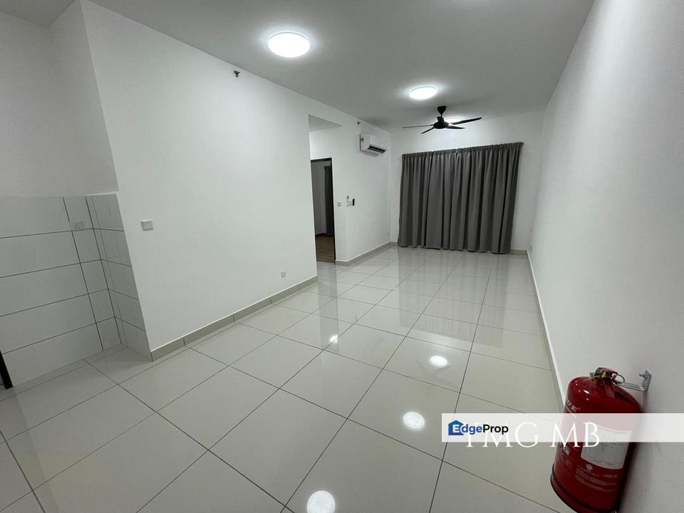 GM Remia Residence Bandar Botanic Klang Partial Furnished Basic Good Condition For Rent , Selangor, Klang