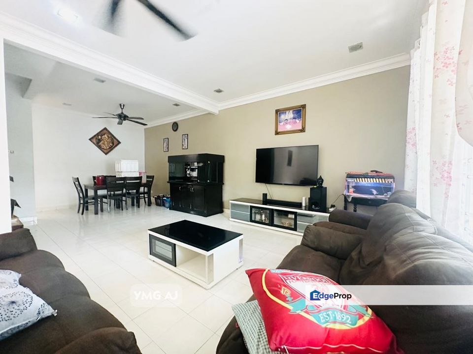 Bandar Parklands Klang Double Storey Basic Unit Well Maintained Gated & Guarded For Sale , Selangor, Klang