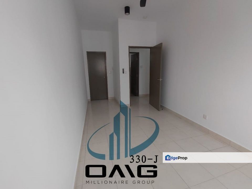 Aronia Apartment Bandar Parkland Basic Unit 2 Car Parks Lot For Sale , Selangor, Klang