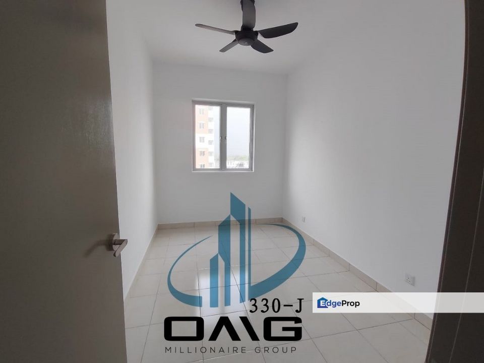 Aronia Apartment Bandar Parkland Basic Unit 2 Car Parks Lot For Sale , Selangor, Klang