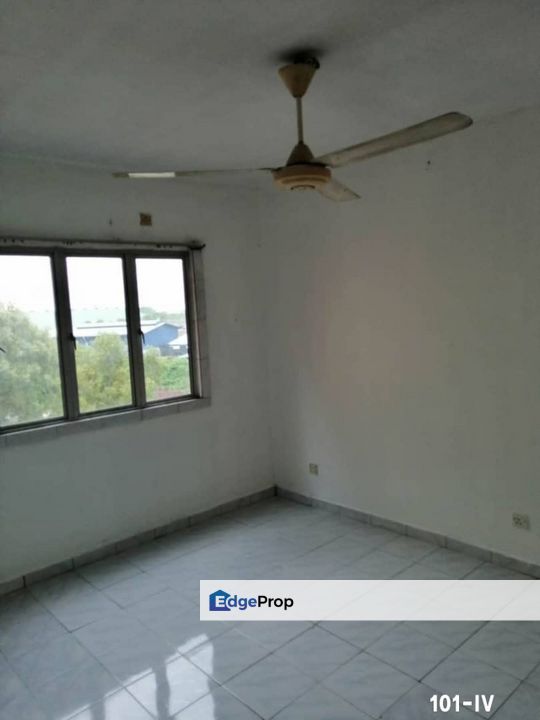  Pendamar Indah Flat, Port Klang  3Bed 2Bath  Tabletop  With lift For Rent , Selangor, Port Klang