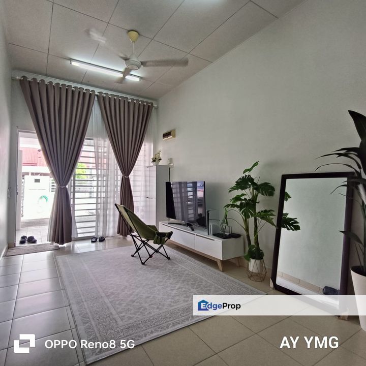 Tip Top Good Condition Single Storey Bandar Putera 2 Partially Furnished For Rent , Selangor, Klang
