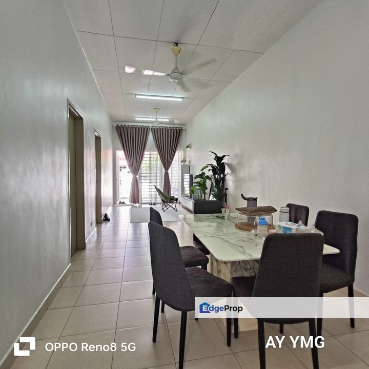 Tip Top Good Condition Single Storey Bandar Putera 2 Partially Furnished For Rent , Selangor, Klang