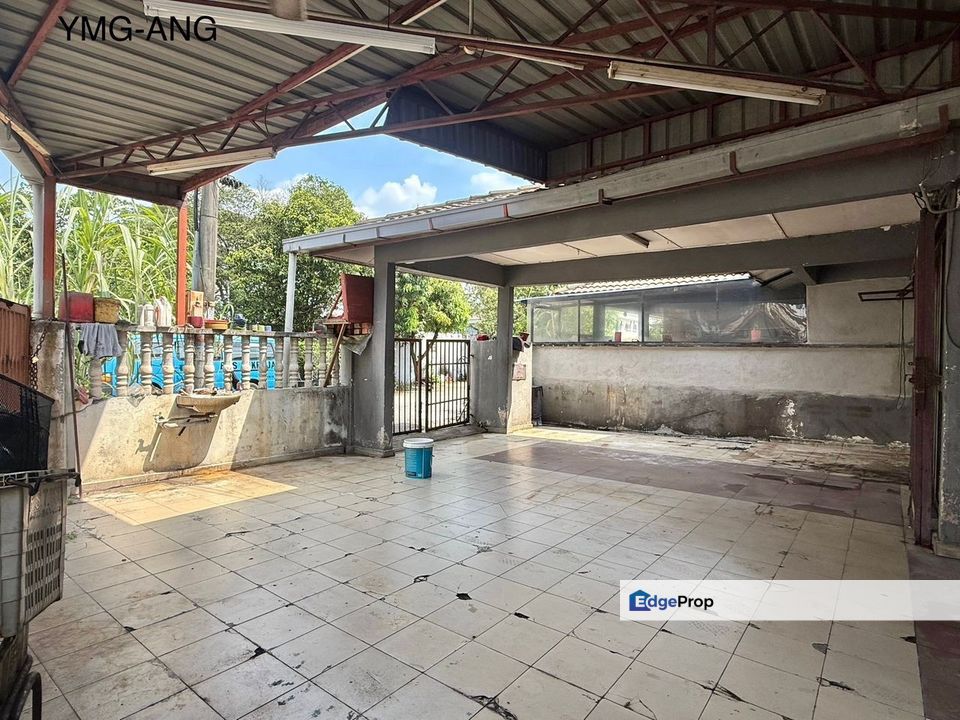 Double Storey Corner Lot Jalan Bendahara Taman Saujana Basic Condition For Rent !!! , Selangor, Klang