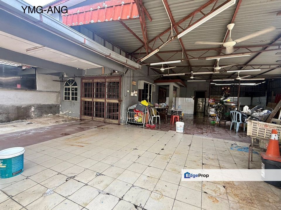 Double Storey Corner Lot Jalan Bendahara Taman Saujana Basic Condition For Rent !!! , Selangor, Klang
