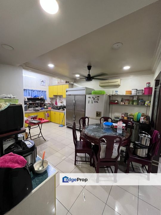 Value Buy !!! Facing Field Jalan Raja Nong Double Storey Taman Sentosa Klang 2 Storey House Good Condition For Sale, Selangor, Klang