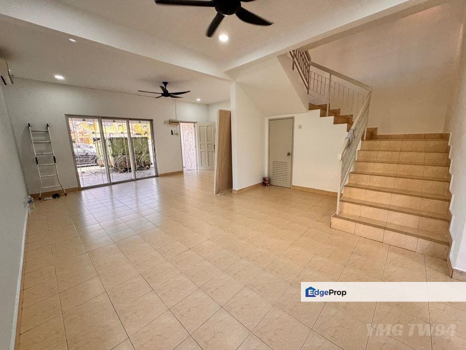 Bandar Parklands Delima Double Storey Endlot Basic Unit With Good Condition Gated Guarded For Sale , Selangor, Klang