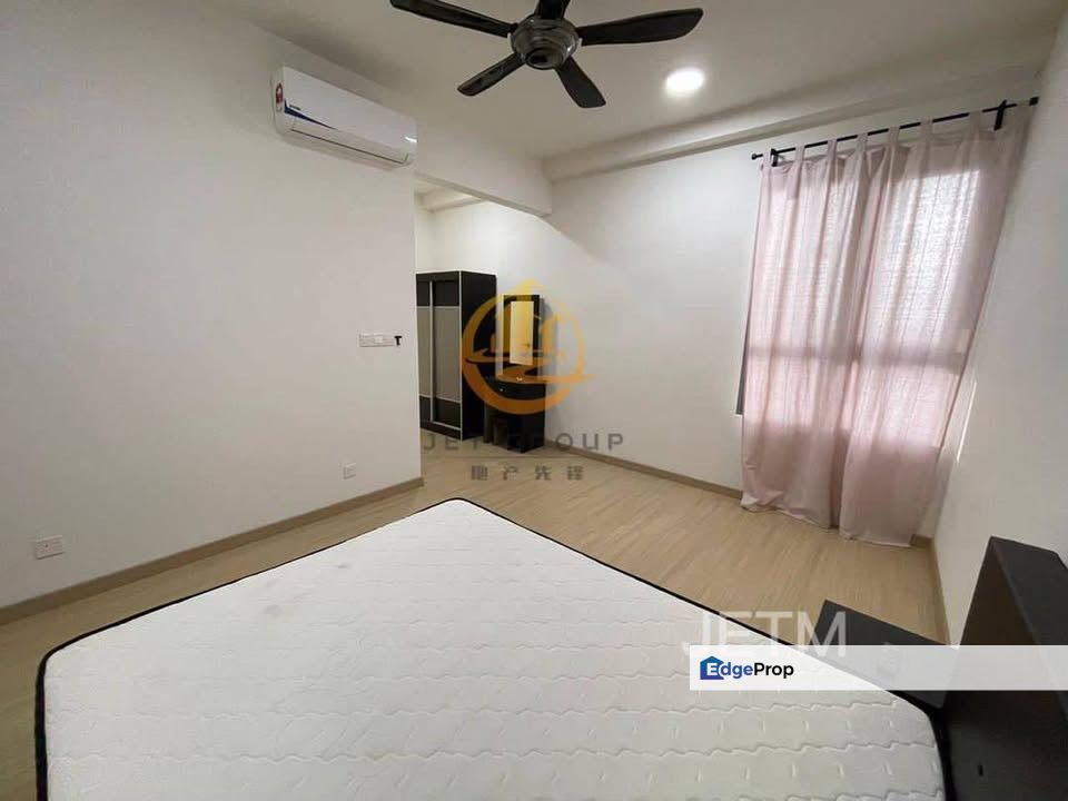 *Corner unit with very nice view*  Gravit 8, Kota Bayu Emas  750 sqft( Corner unit ) Partly Furnished , Selangor, Klang