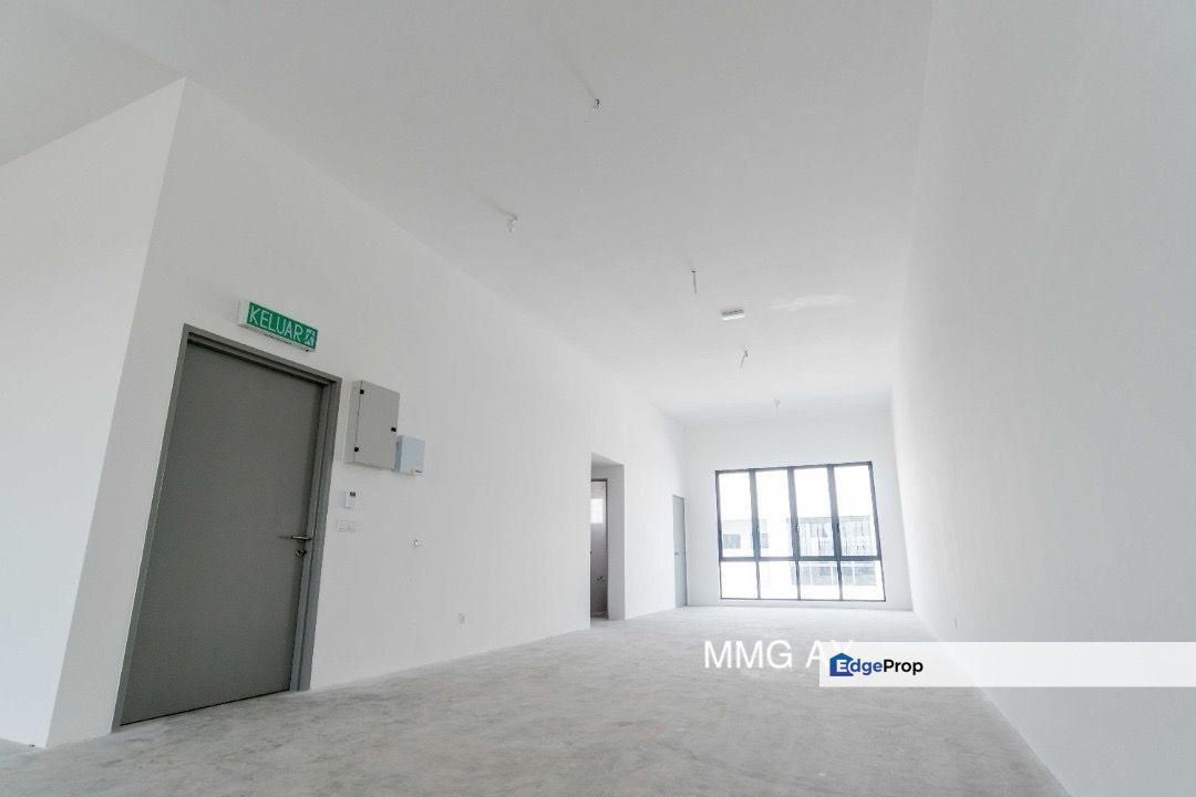 Eco Ardence Crest @ 2 Storey Whole Block Shop ⁠Renovated Ample Parking For Rent , Selangor, Sabak Bernam