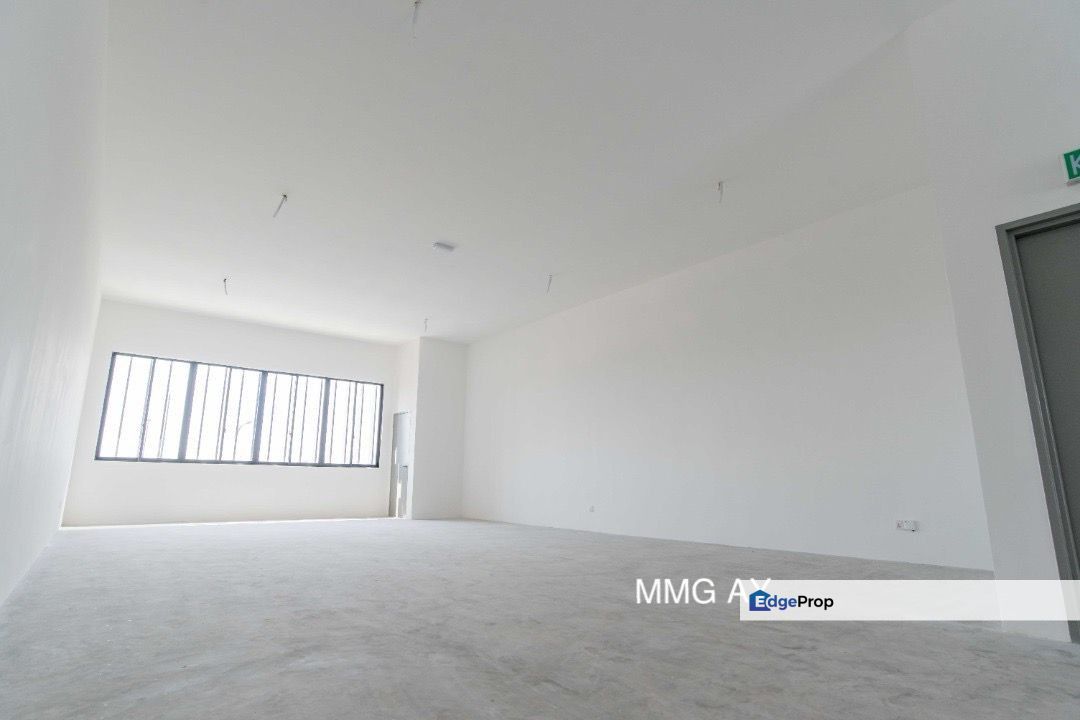 Eco Ardence Crest @ 2 Storey Whole Block Shop ⁠Renovated Ample Parking For Rent , Selangor, Sabak Bernam