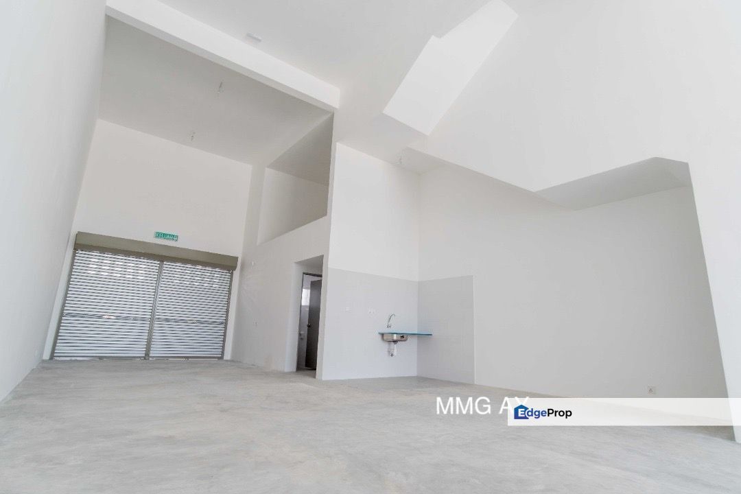 Eco Ardence Crest @ 2 Storey Whole Block Shop ⁠Renovated Ample Parking For Rent , Selangor, Sabak Bernam