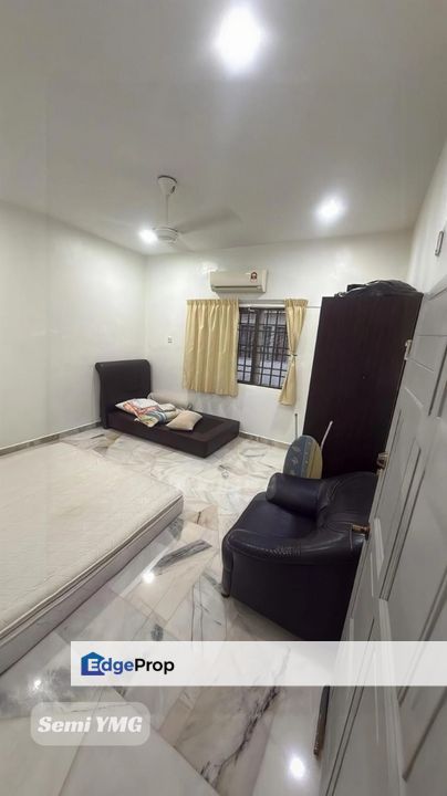 2 Sty Taman Sejati Klang House Full Kitchen Cabinet Well Maintain Unit Good Condition For Sale , Selangor, Klang