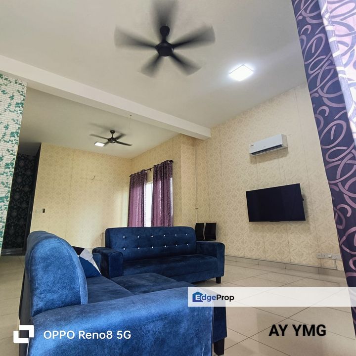 Canary Garden Double Stotey Semi-D Extra Land Partially Furnished Gated & Guarded Good Condition For Rent, Selangor, Klang