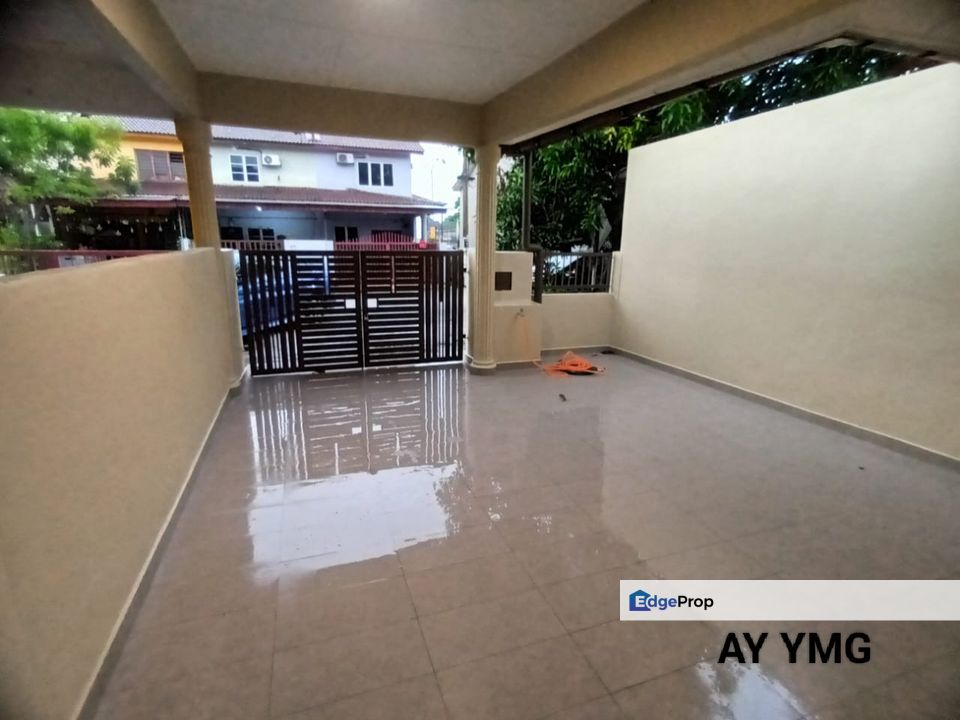 Double Storey Jln Temenggung @ Taman Sentosa Good Condition Car Proch Full Tiles For Sale, Selangor, Klang