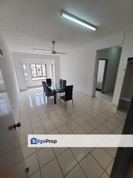 Tropika Apartment Bukit Tinggi Partial furnished Newly Paint, Selangor, Port Klang