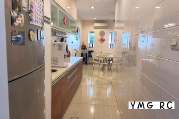 Ayra @ Bandar Bukit Raja