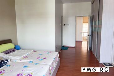 Ayra @ Bandar Bukit Raja