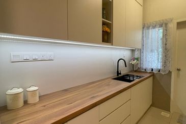 Crescent Park Townvilla