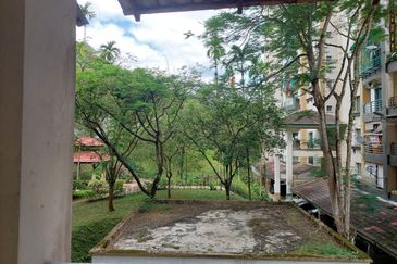 Emerald Hill, Taman Bukit Indah