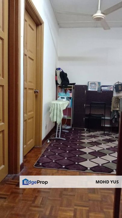 SPACIOUS FRONT YARD | Clean Interior | Price Negotiable, Selangor, Selayang